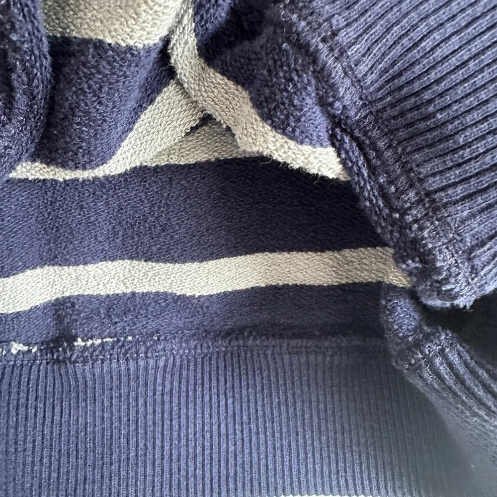 GAP Blue and Gray Striped Sweater Crew Neck